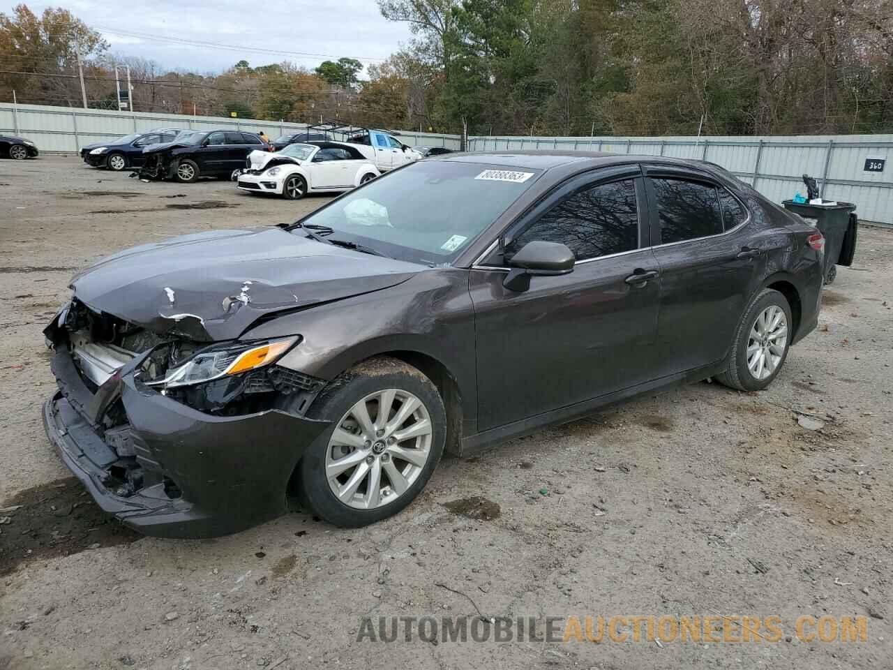 4T1B11HK4JU673414 TOYOTA CAMRY 2018