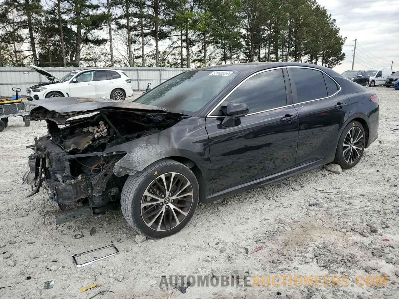 4T1B11HK4KU168653 TOYOTA CAMRY 2019