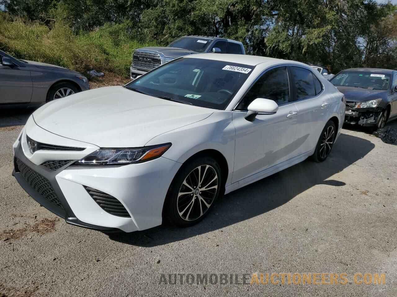 4T1B11HK4KU169897 TOYOTA CAMRY 2019