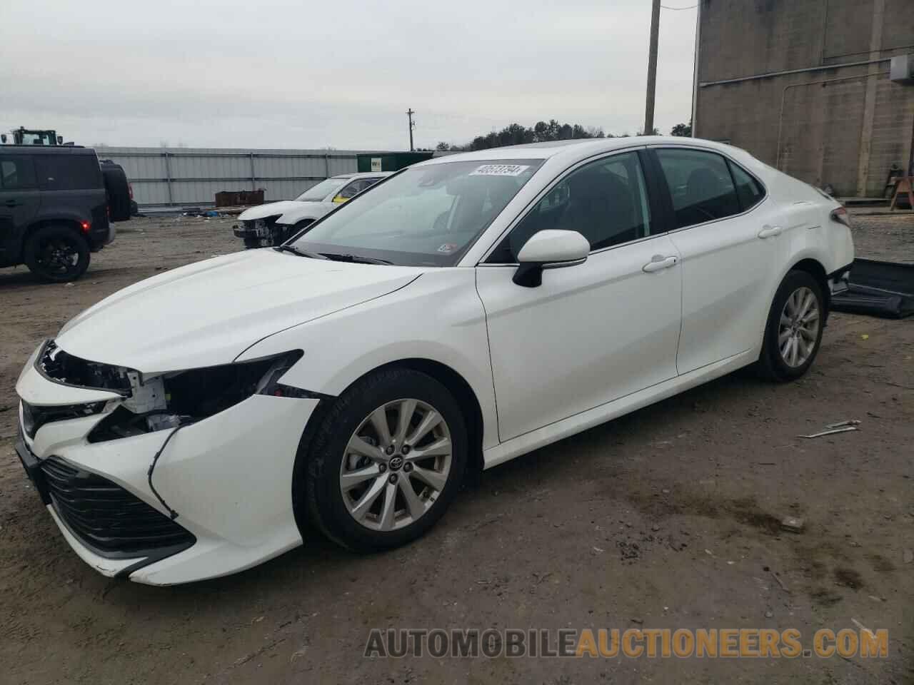 4T1B11HK4KU211209 TOYOTA CAMRY 2019