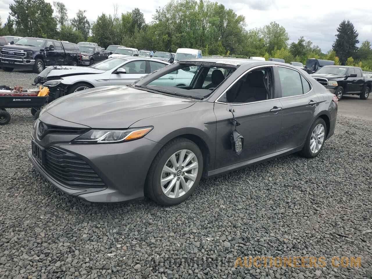 4T1B11HK4KU250026 TOYOTA CAMRY 2019