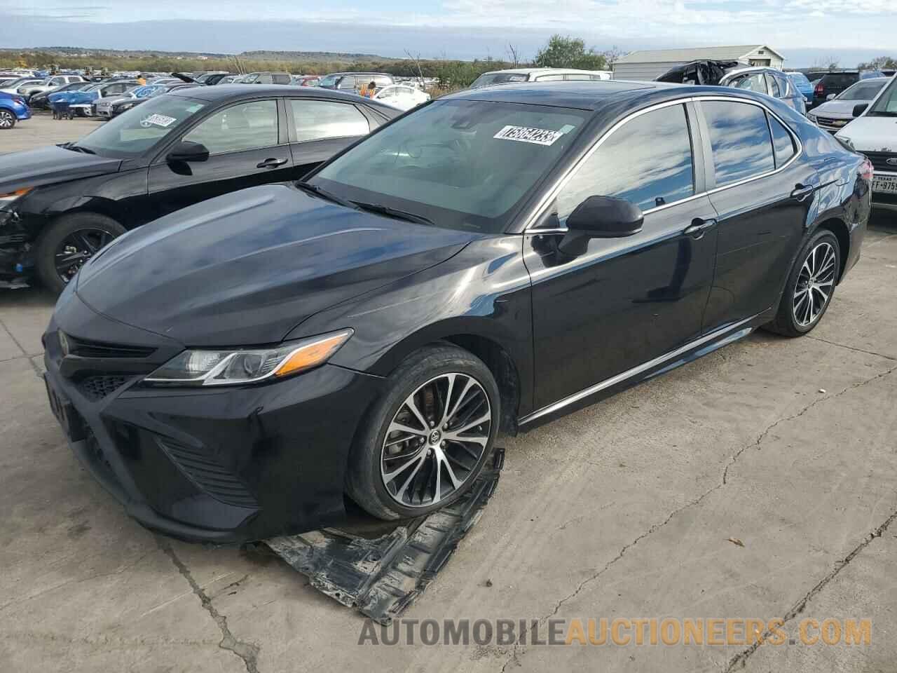 4T1B11HK4KU252083 TOYOTA CAMRY 2019