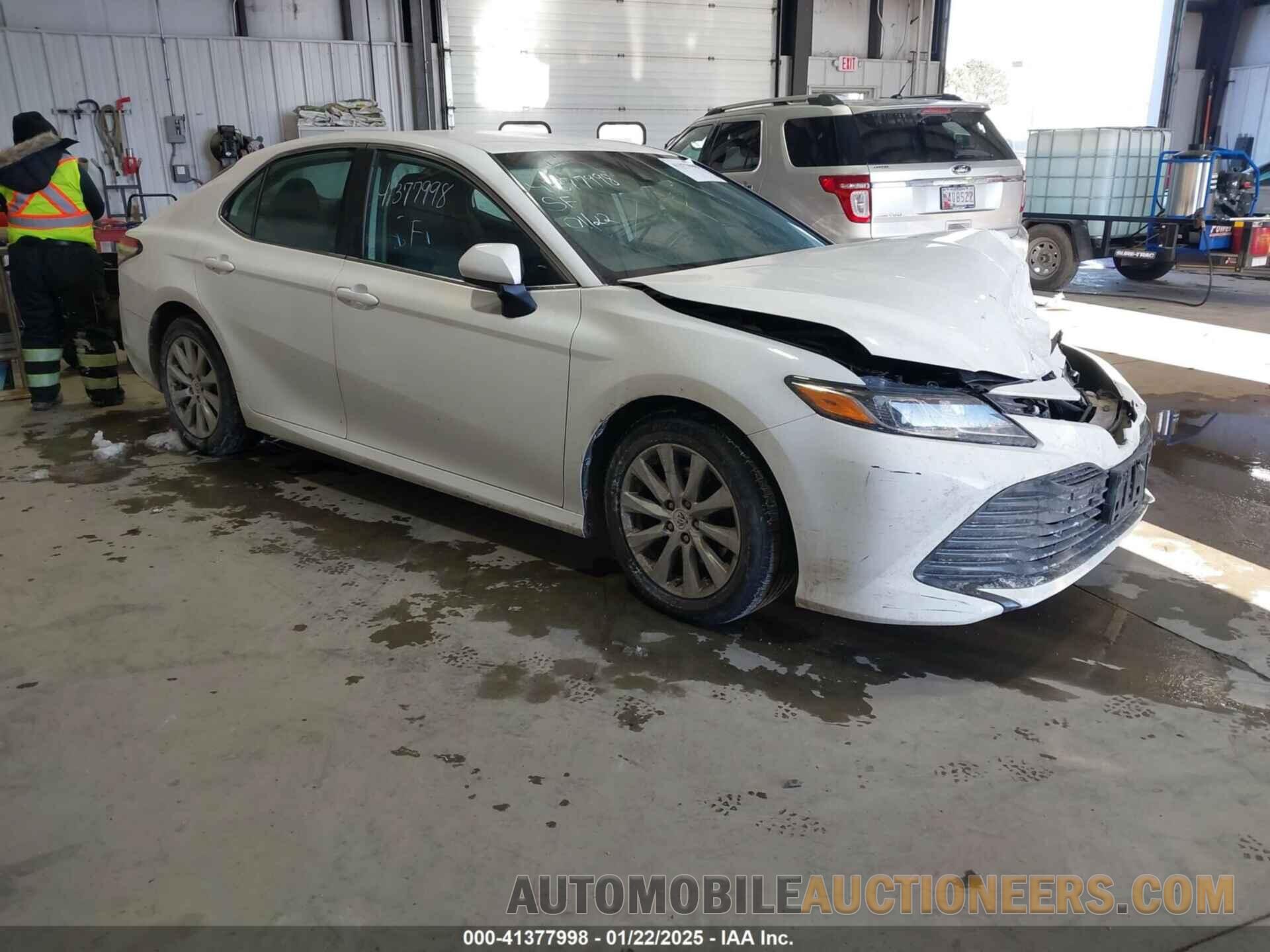 4T1B11HK4KU256604 TOYOTA CAMRY 2019