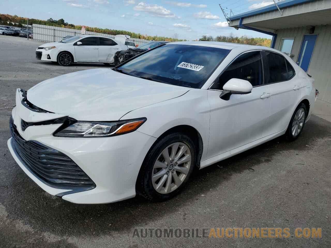 4T1B11HK4KU258398 TOYOTA CAMRY 2019