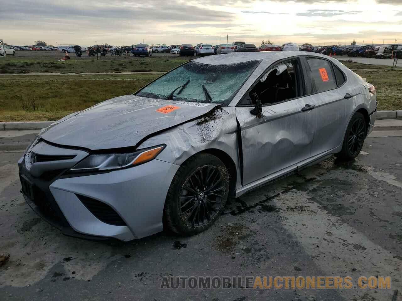 4T1B11HK4KU260216 TOYOTA CAMRY 2019