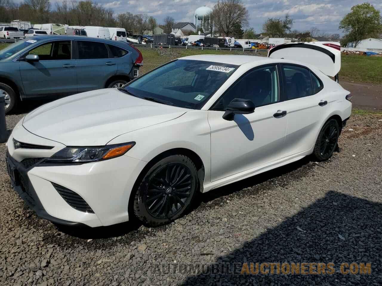 4T1B11HK4KU261074 TOYOTA CAMRY 2019