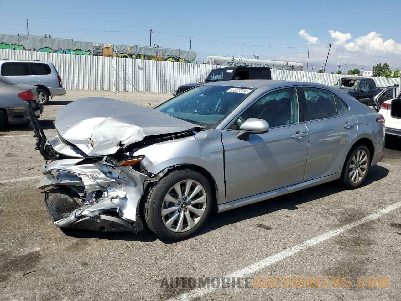 4T1B11HK4KU261916 TOYOTA CAMRY 2019