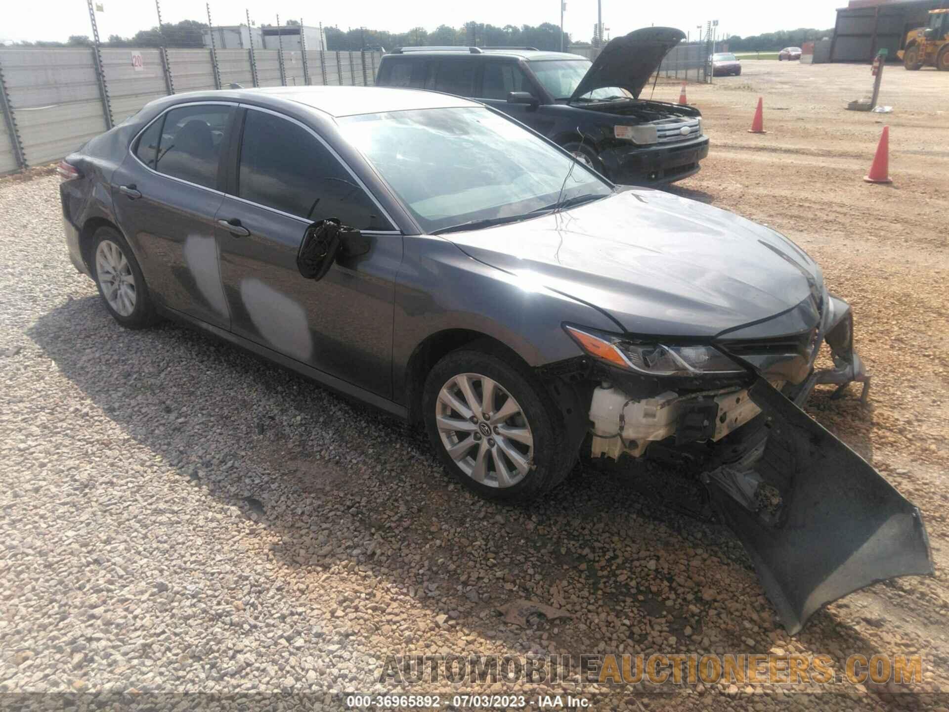 4T1B11HK4KU265013 TOYOTA CAMRY 2019