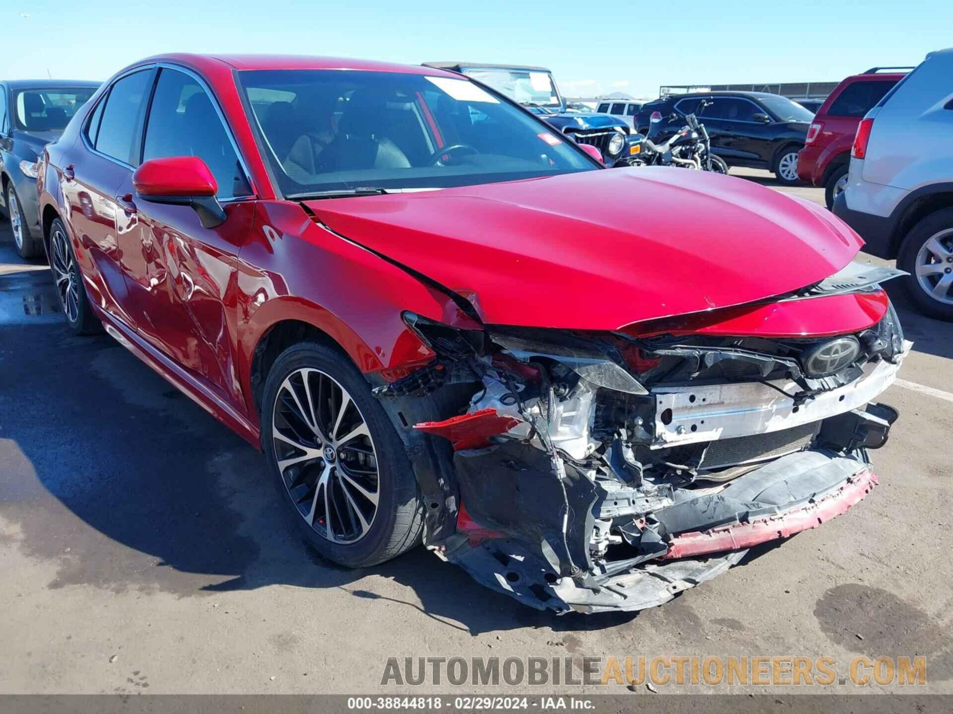 4T1B11HK4KU276111 TOYOTA CAMRY 2019