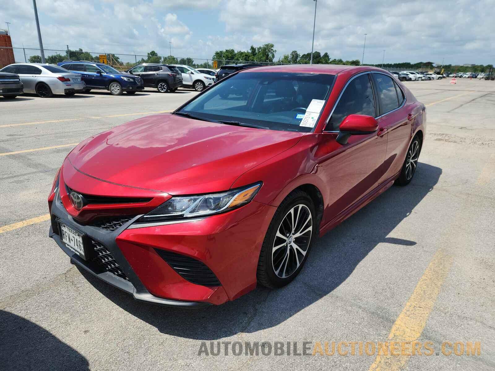 4T1B11HK4KU288534 Toyota Camry 2019