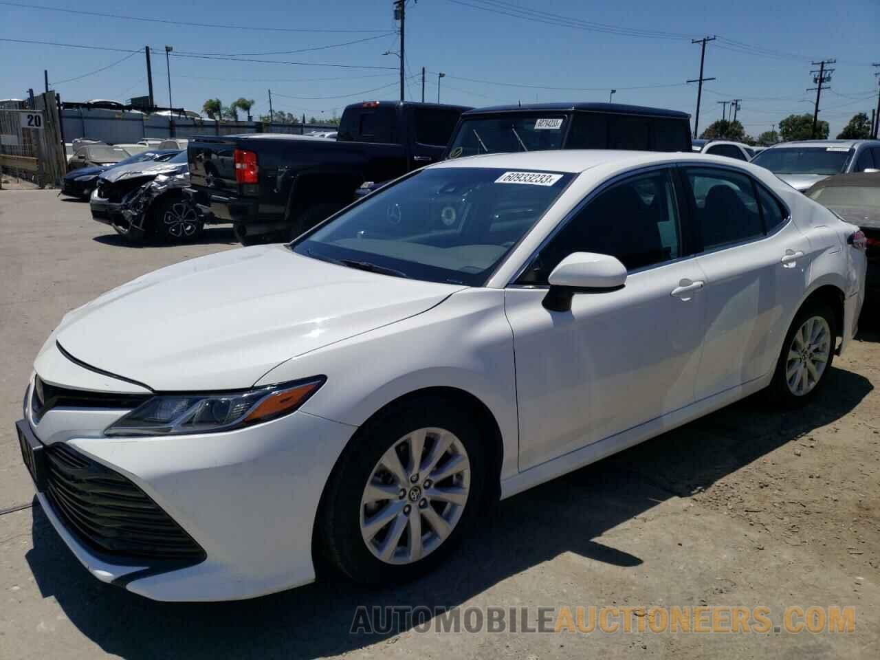 4T1B11HK4KU679182 TOYOTA CAMRY 2019