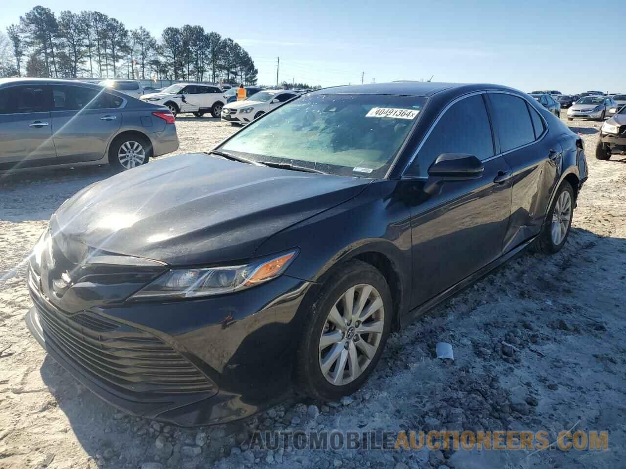 4T1B11HK4KU684284 TOYOTA CAMRY 2019