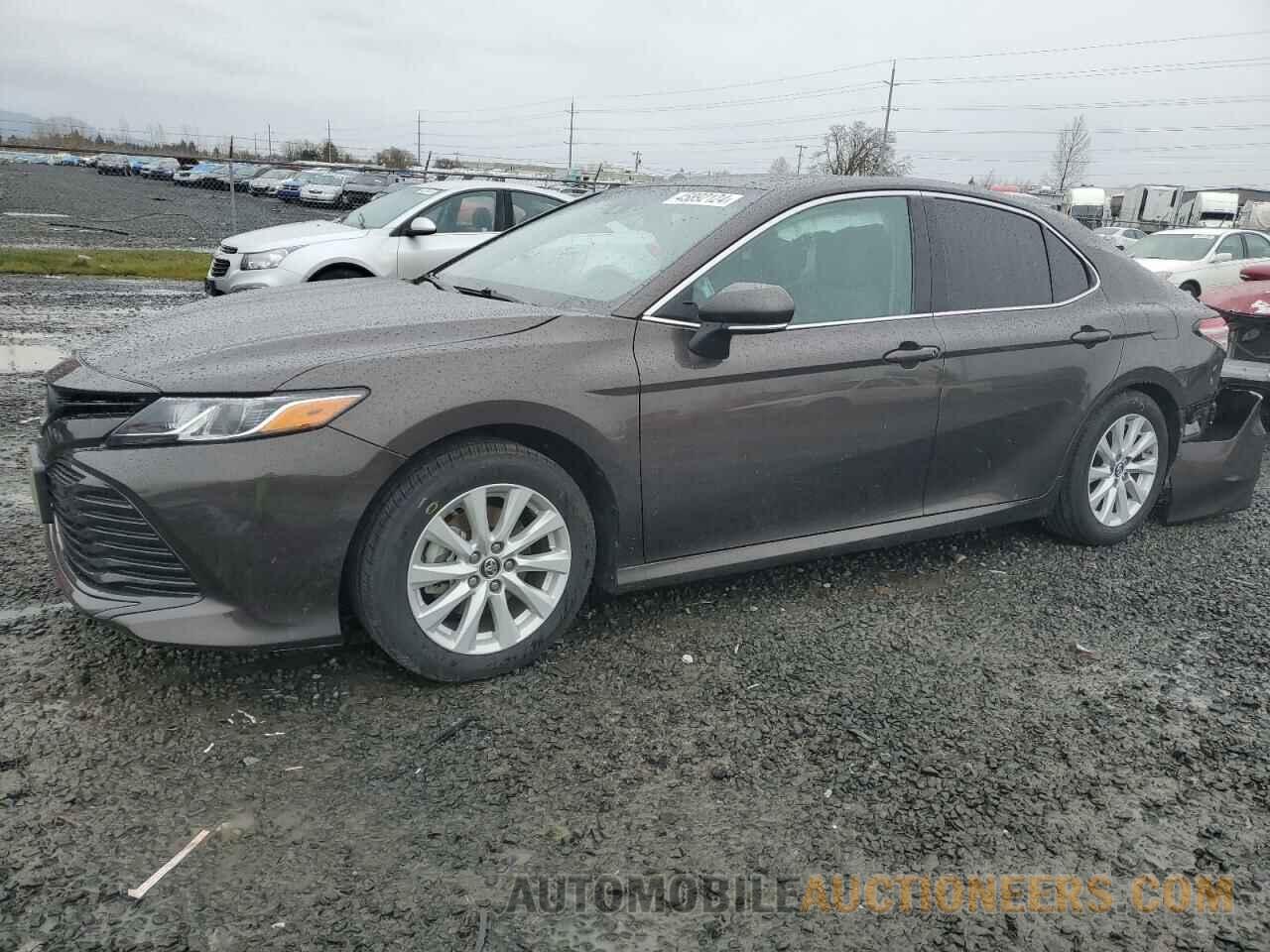 4T1B11HK4KU689212 TOYOTA CAMRY 2019