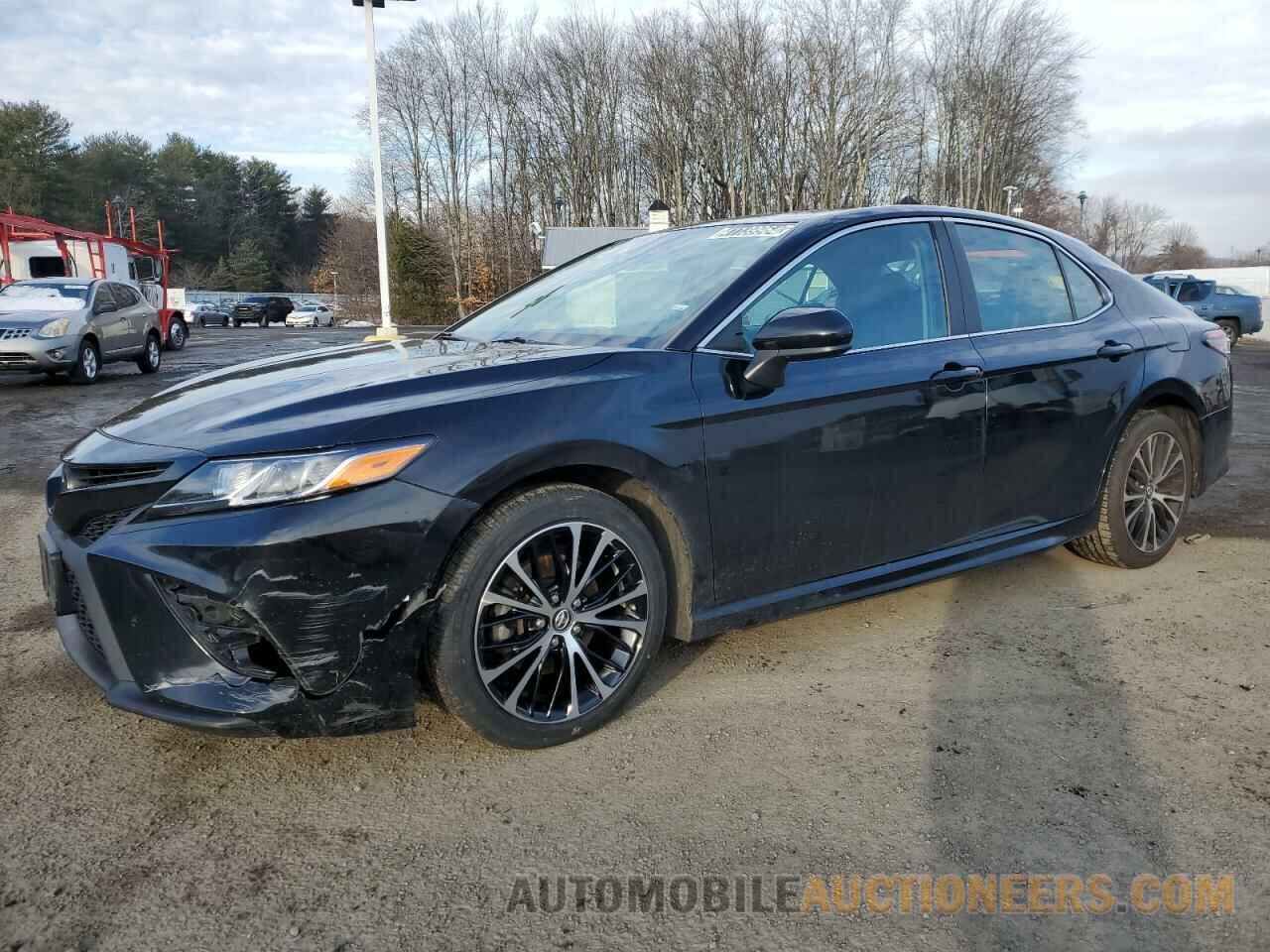 4T1B11HK4KU689811 TOYOTA CAMRY 2019