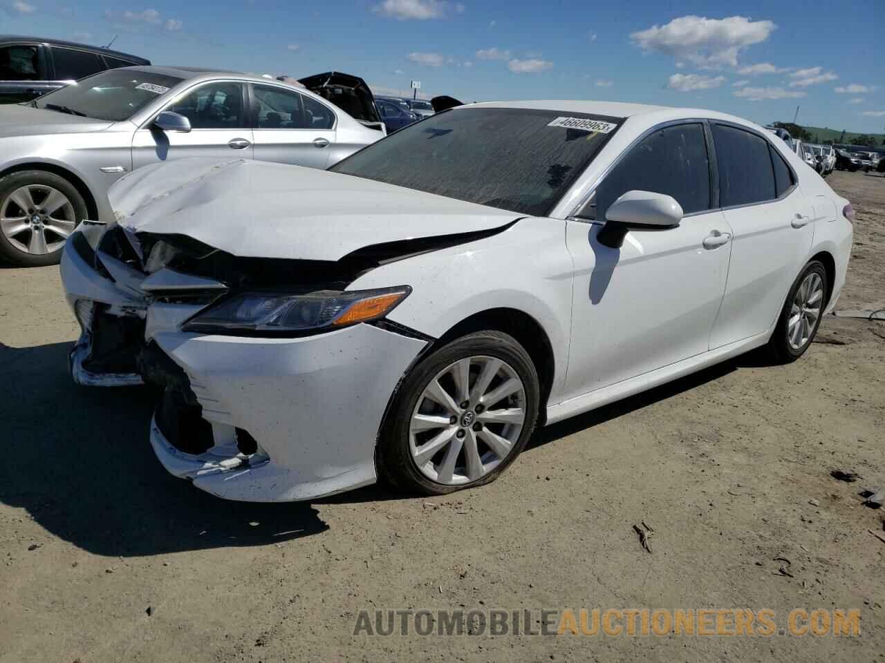 4T1B11HK4KU702606 TOYOTA CAMRY 2019