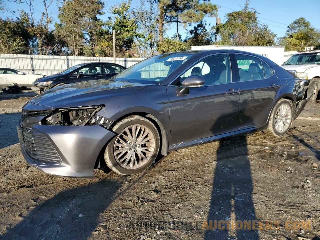 4T1B11HK4KU704601 TOYOTA CAMRY 2019