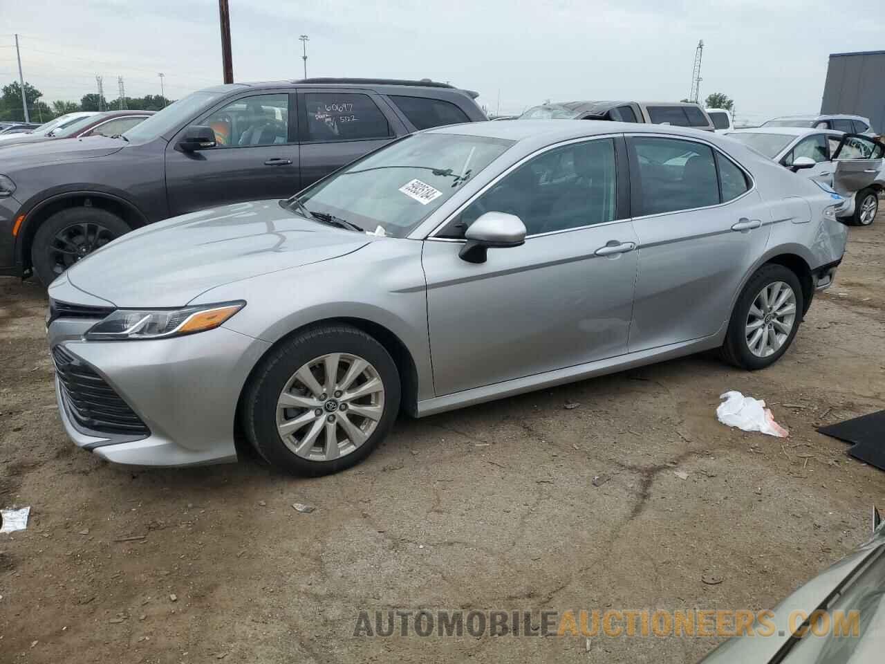 4T1B11HK4KU715923 TOYOTA CAMRY 2019