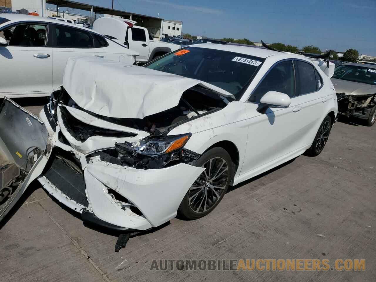 4T1B11HK4KU720104 TOYOTA CAMRY 2019