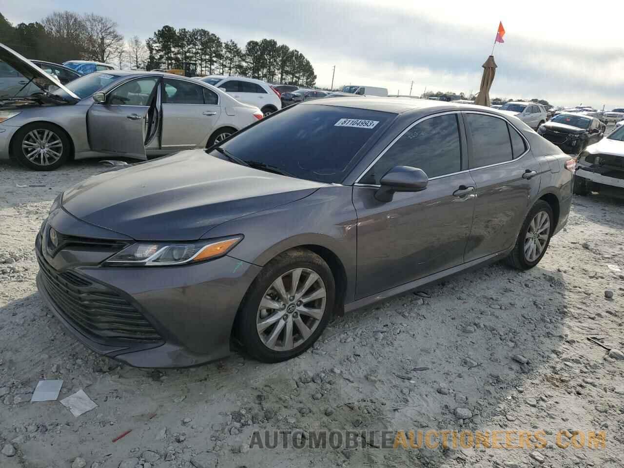 4T1B11HK4KU724069 TOYOTA CAMRY 2019