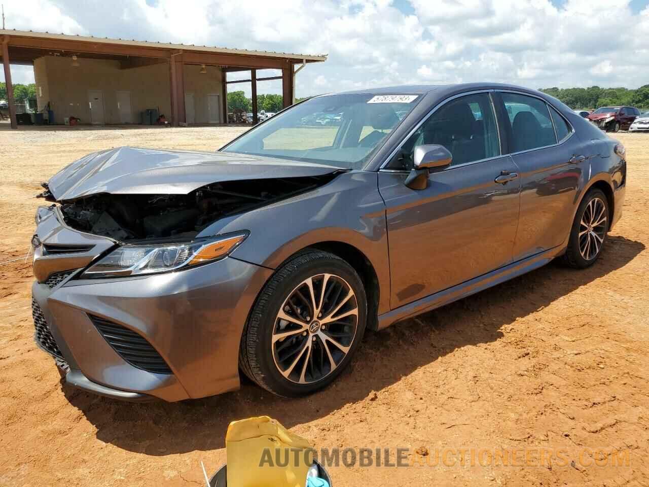 4T1B11HK4KU724623 TOYOTA CAMRY 2019