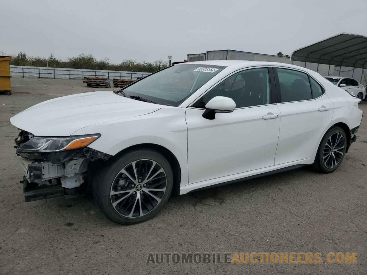 4T1B11HK4KU727120 TOYOTA CAMRY 2019