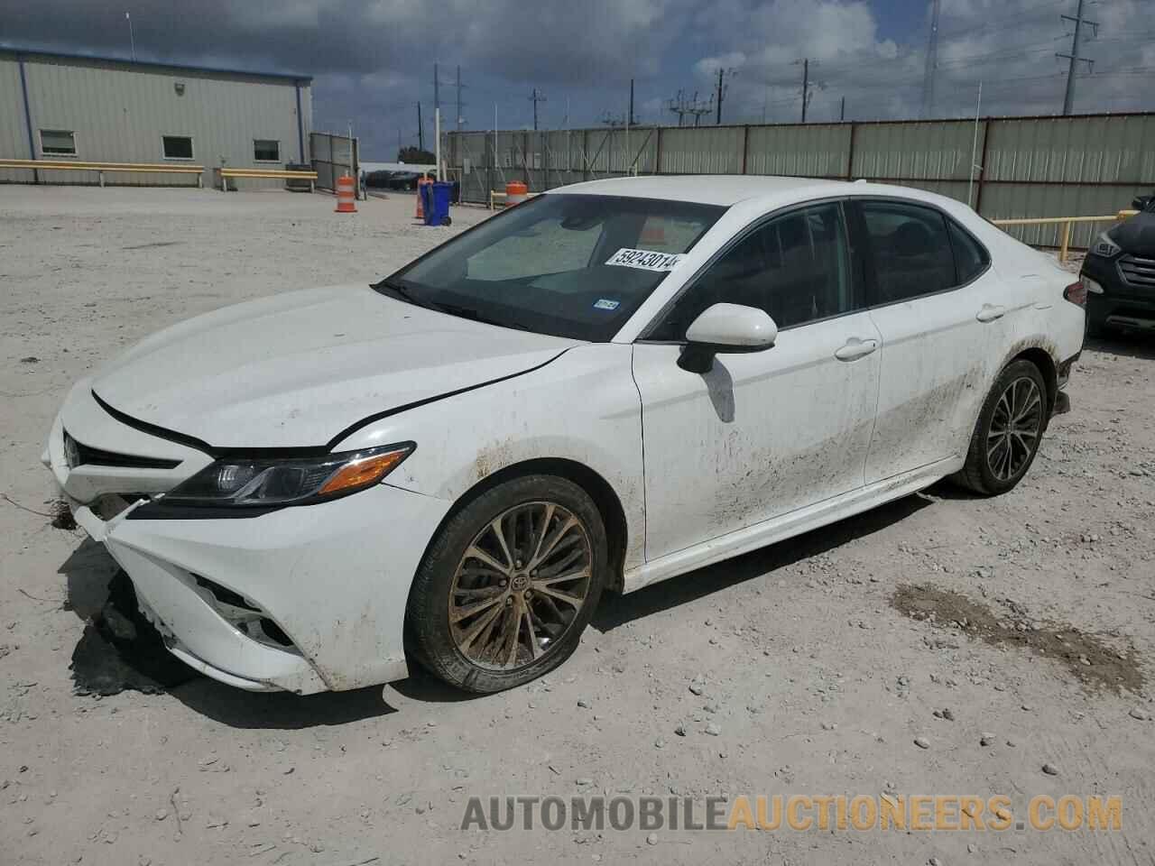 4T1B11HK4KU727683 TOYOTA CAMRY 2019