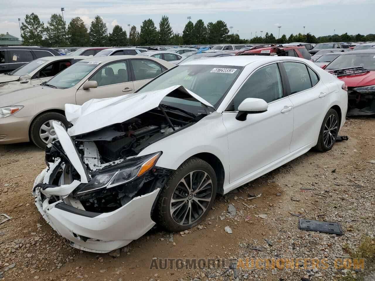 4T1B11HK4KU747660 TOYOTA CAMRY 2019