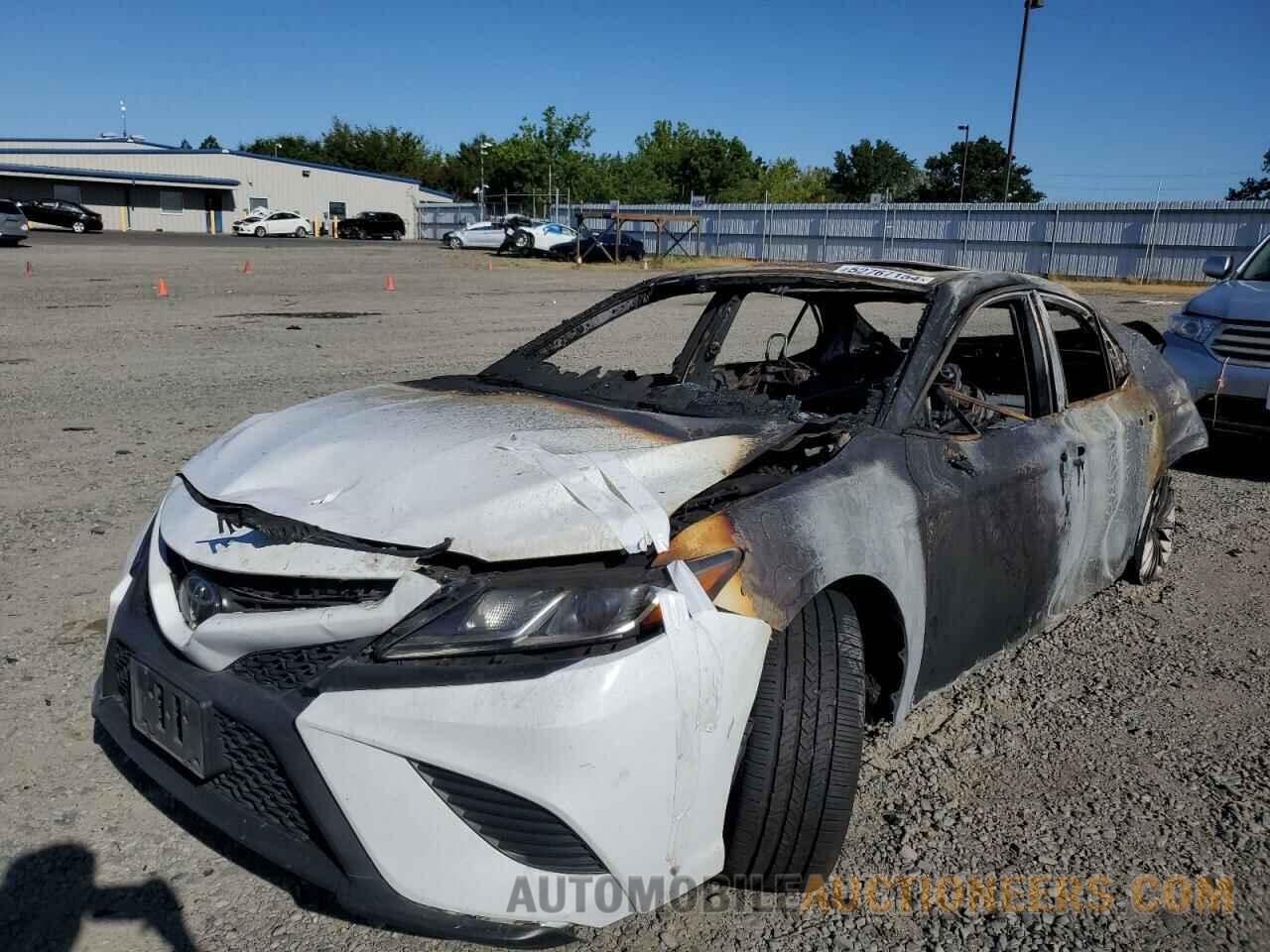 4T1B11HK4KU752132 TOYOTA CAMRY 2019