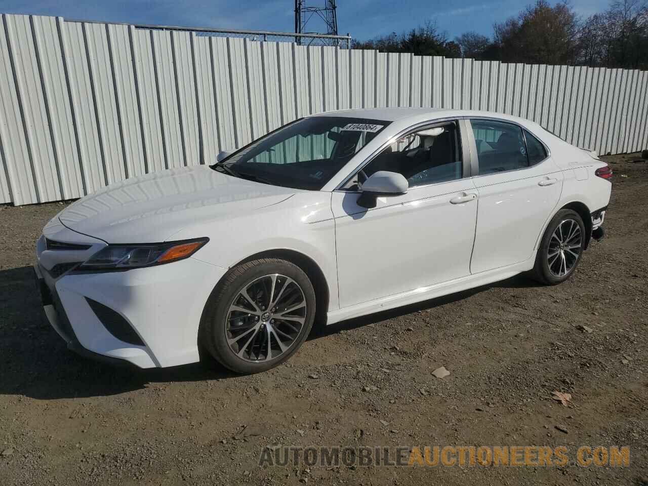 4T1B11HK4KU760604 TOYOTA CAMRY 2019