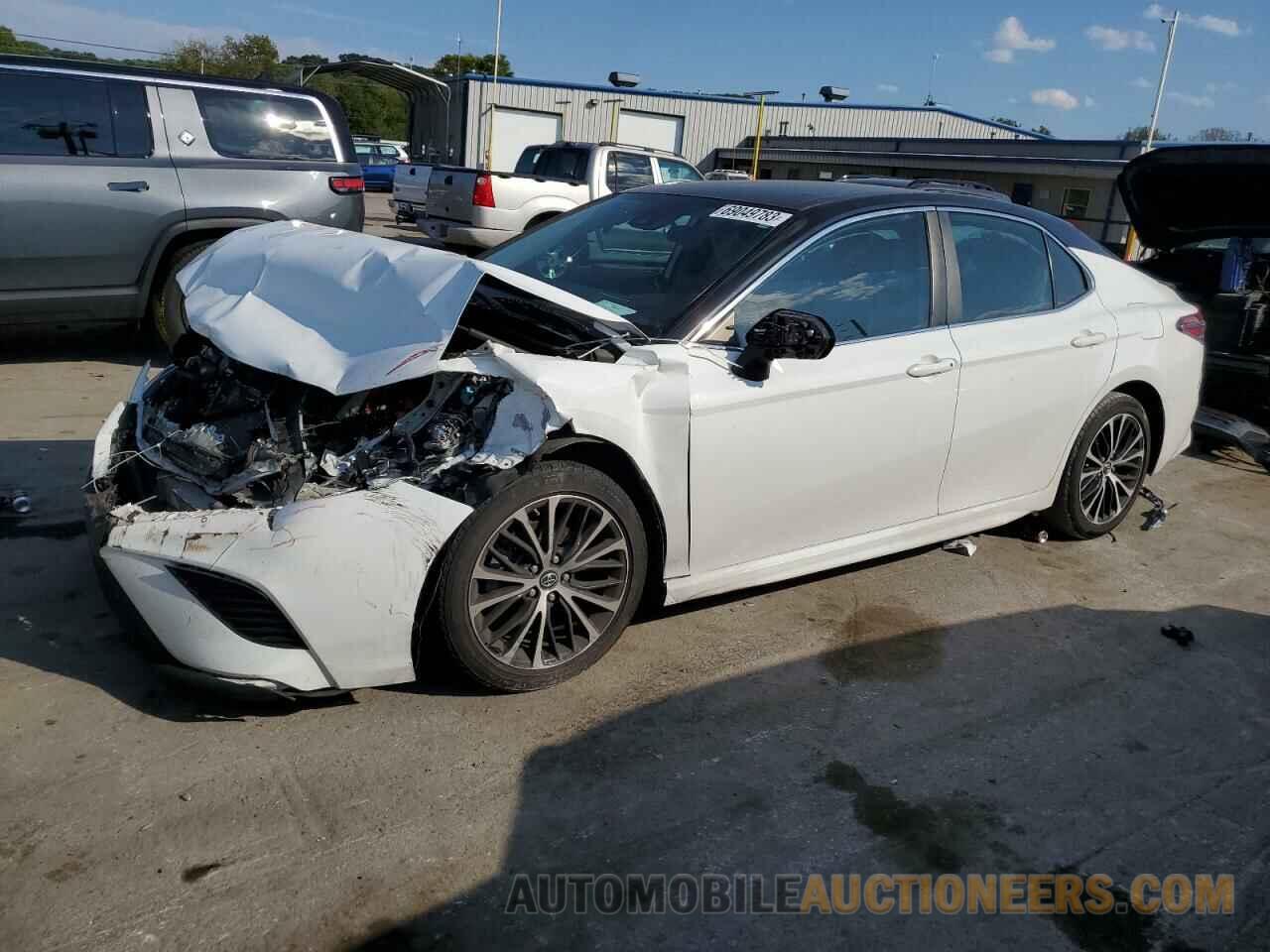 4T1B11HK4KU768752 TOYOTA CAMRY 2019