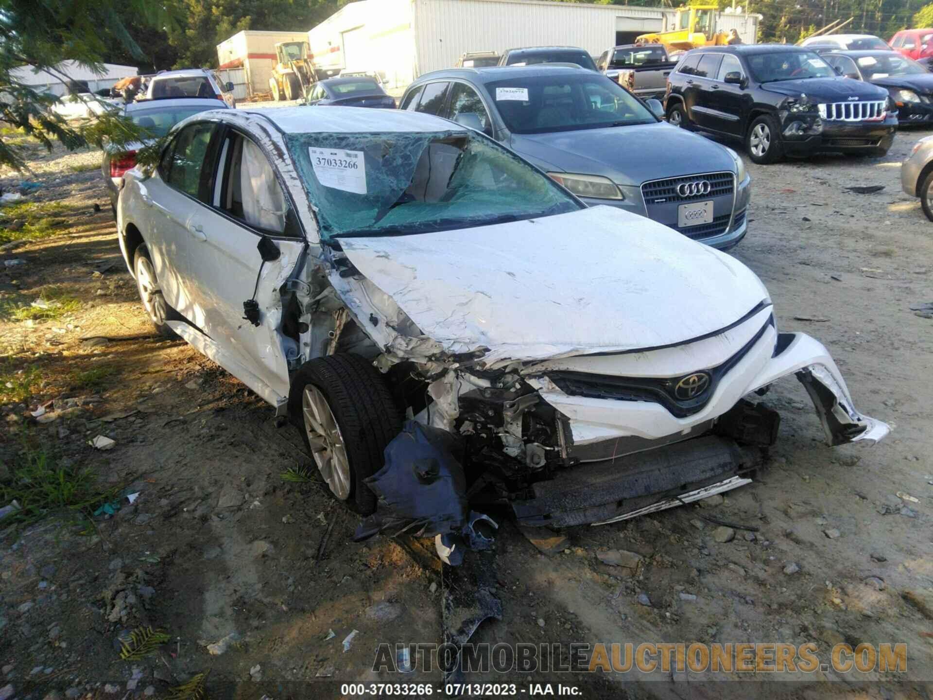 4T1B11HK4KU775572 TOYOTA CAMRY 2019