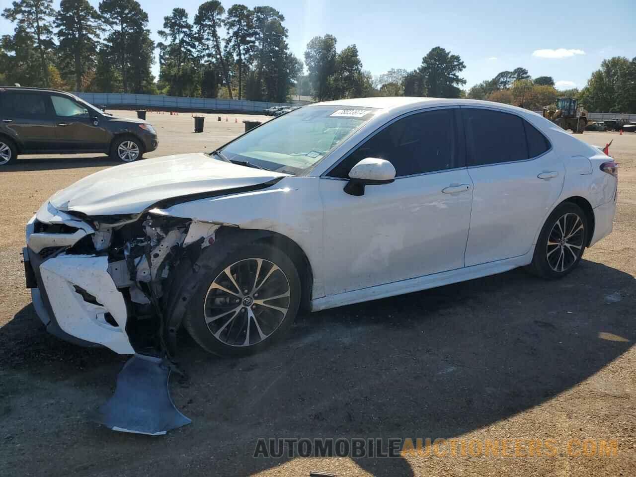 4T1B11HK4KU806593 TOYOTA CAMRY 2019