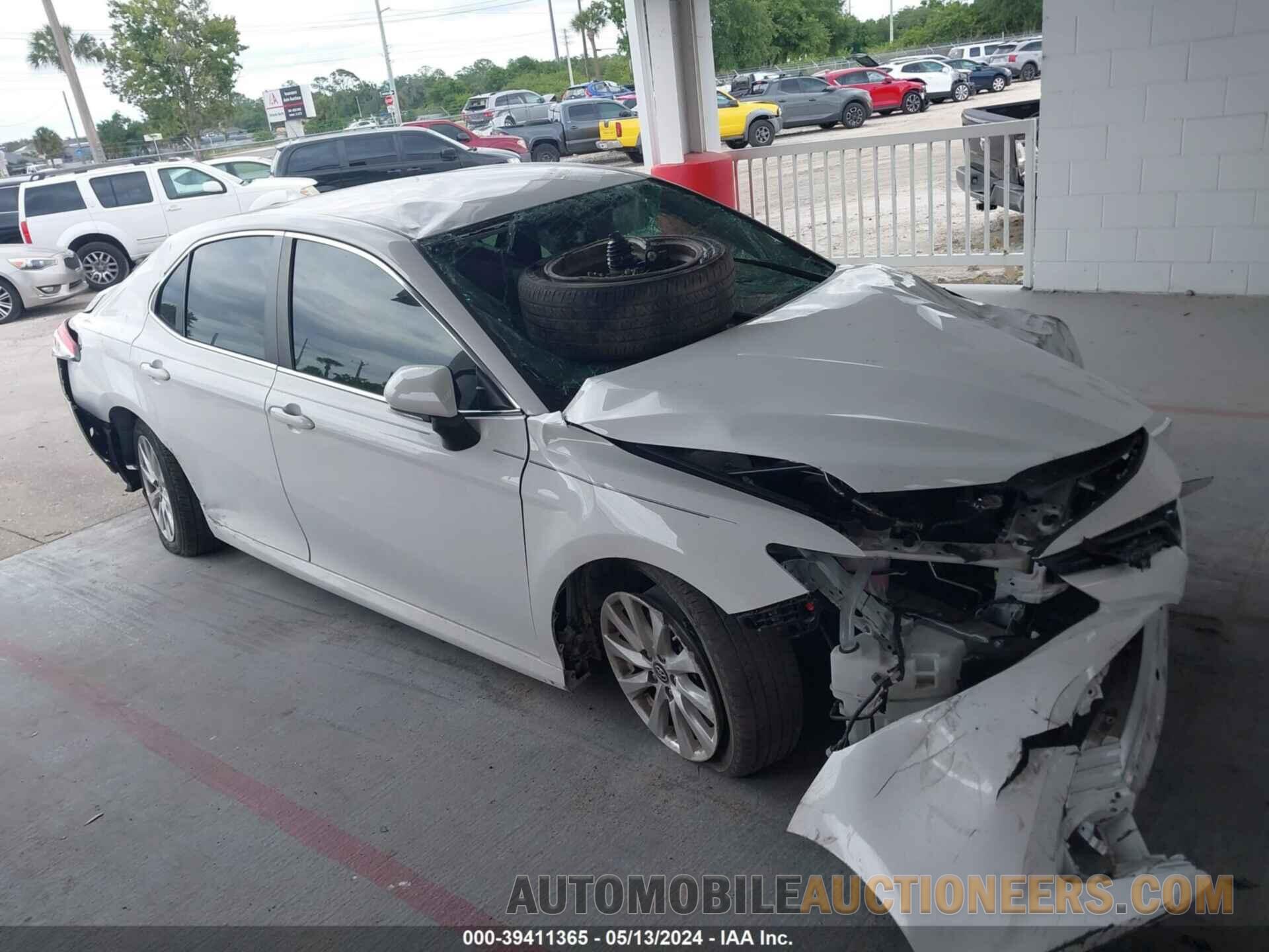 4T1B11HK4KU811230 TOYOTA CAMRY 2019