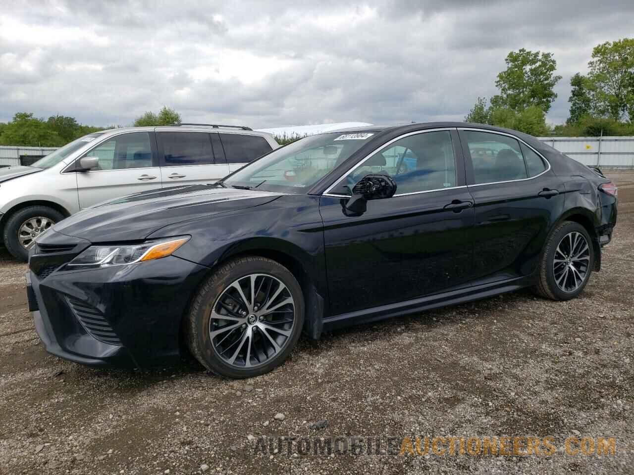 4T1B11HK4KU813298 TOYOTA CAMRY 2019