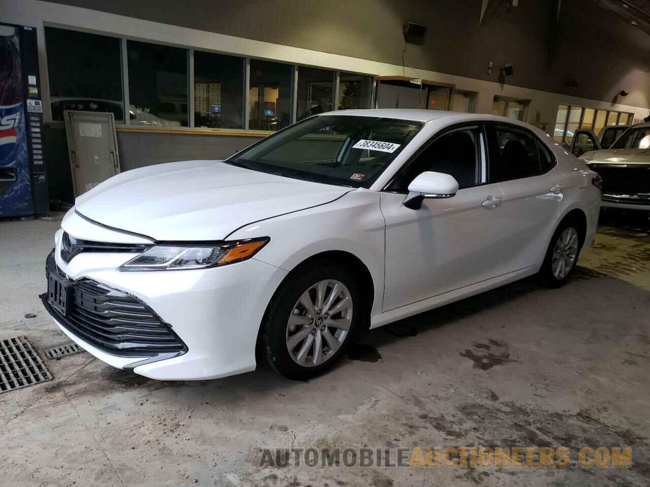 4T1B11HK4KU814306 TOYOTA CAMRY 2019