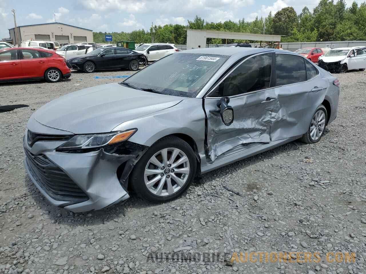 4T1B11HK4KU824303 TOYOTA CAMRY 2019