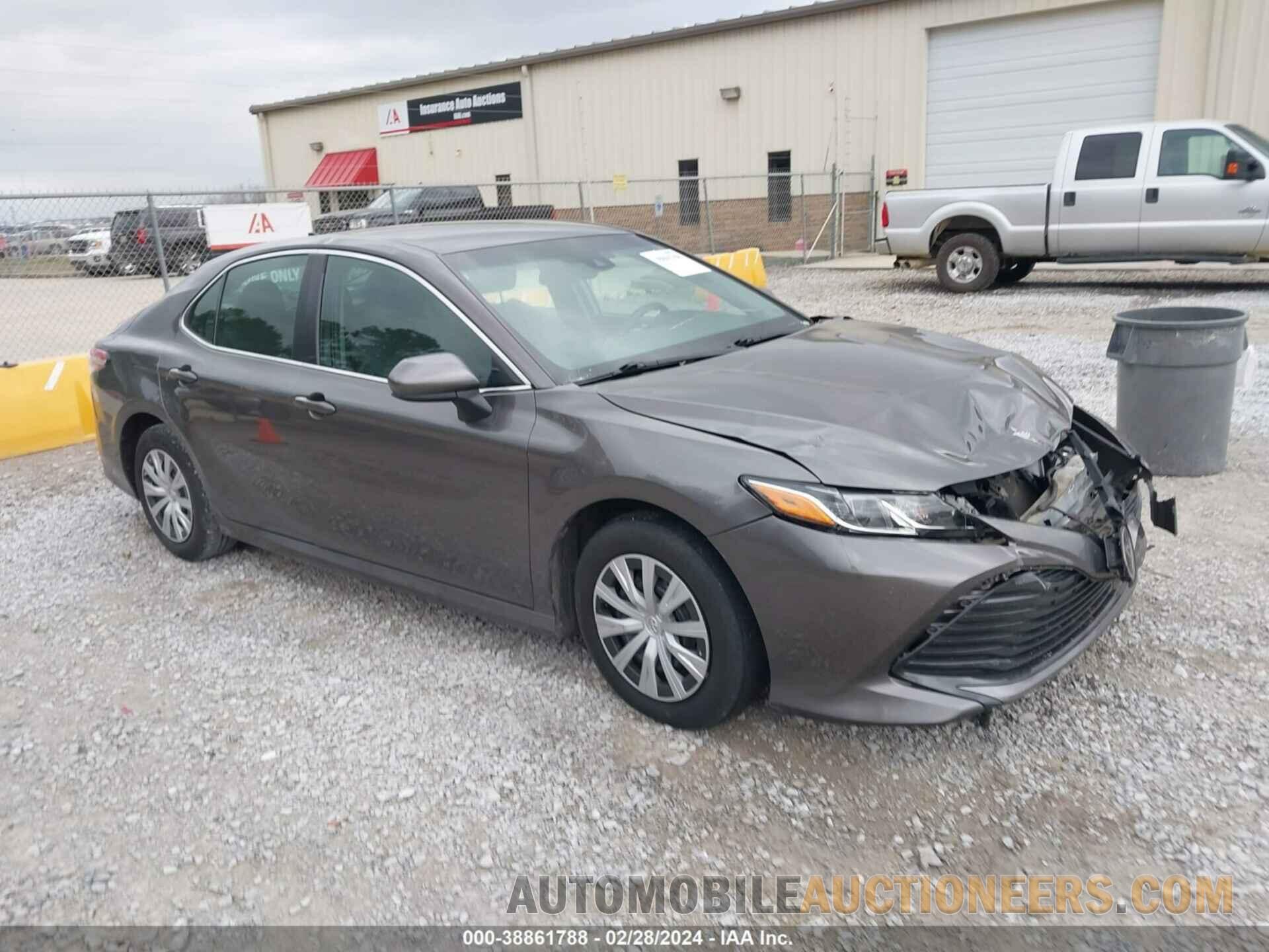 4T1B11HK4KU826505 TOYOTA CAMRY 2019