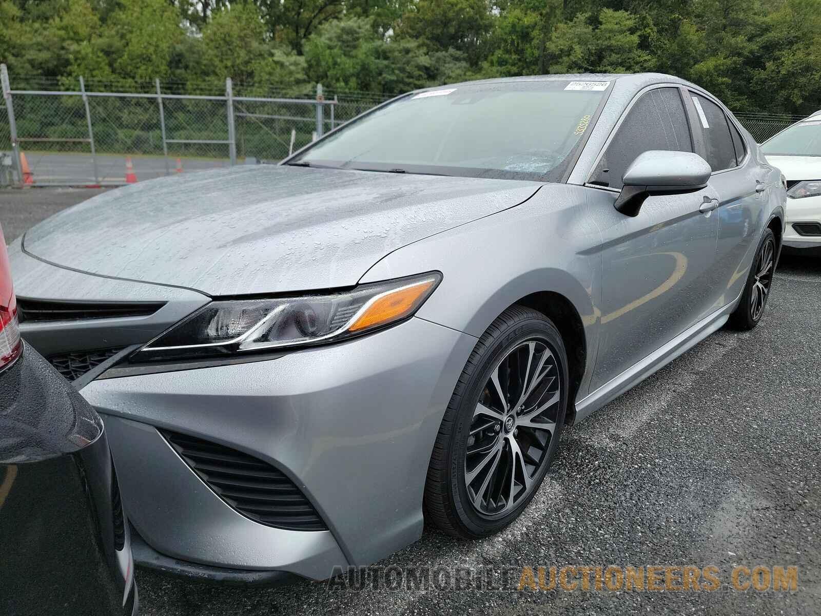 4T1B11HK4KU826665 Toyota Camry 2019