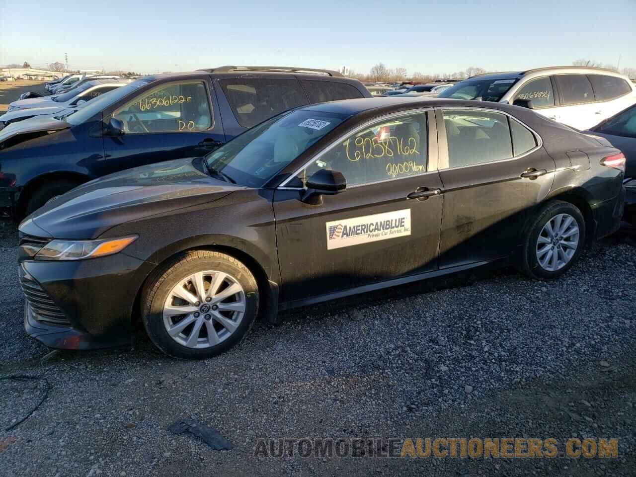 4T1B11HK4KU830974 TOYOTA CAMRY 2019