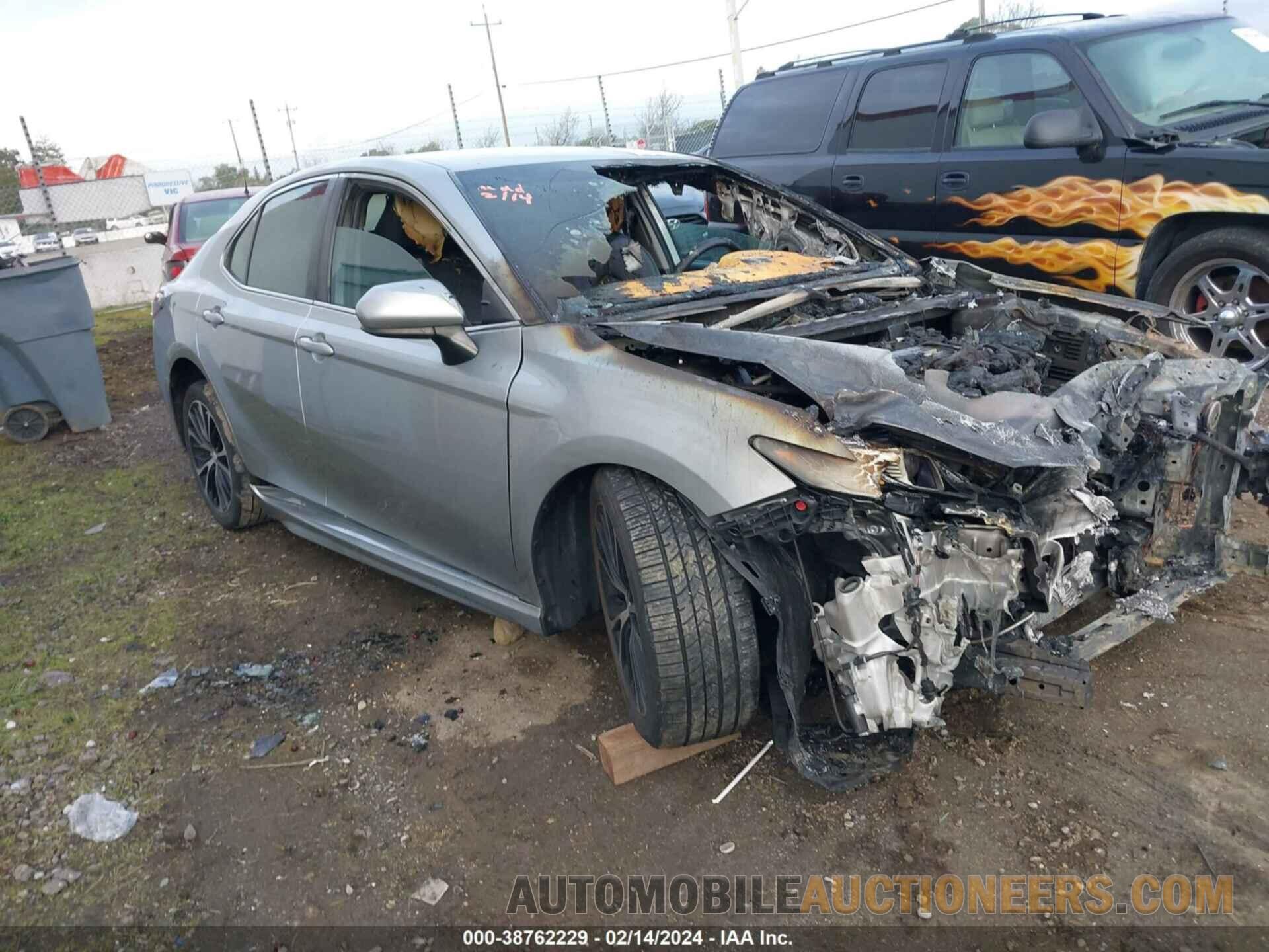 4T1B11HK4KU831803 TOYOTA CAMRY 2019