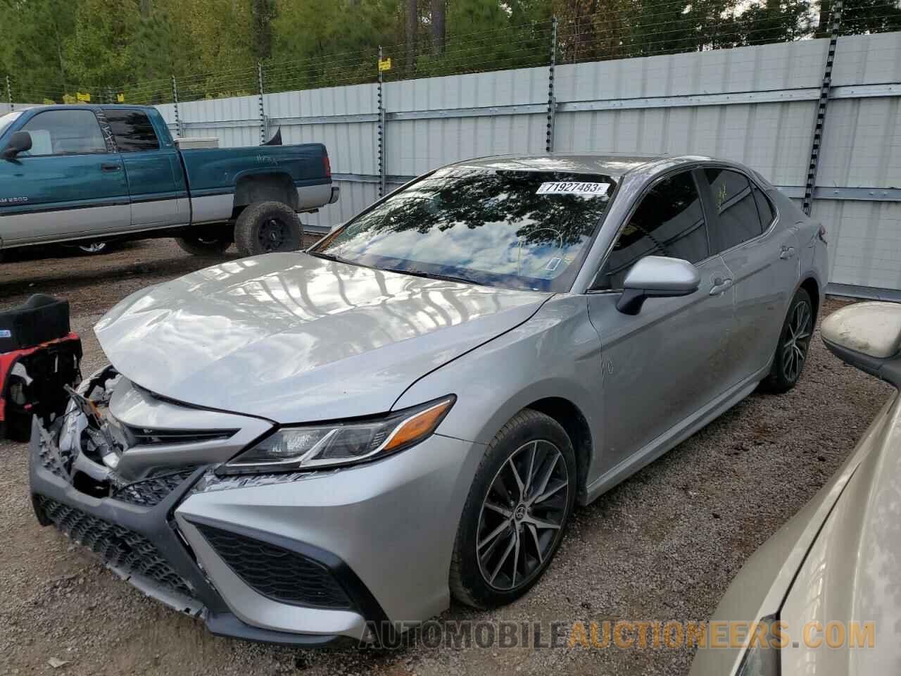 4T1B11HK4KU831946 TOYOTA CAMRY 2019