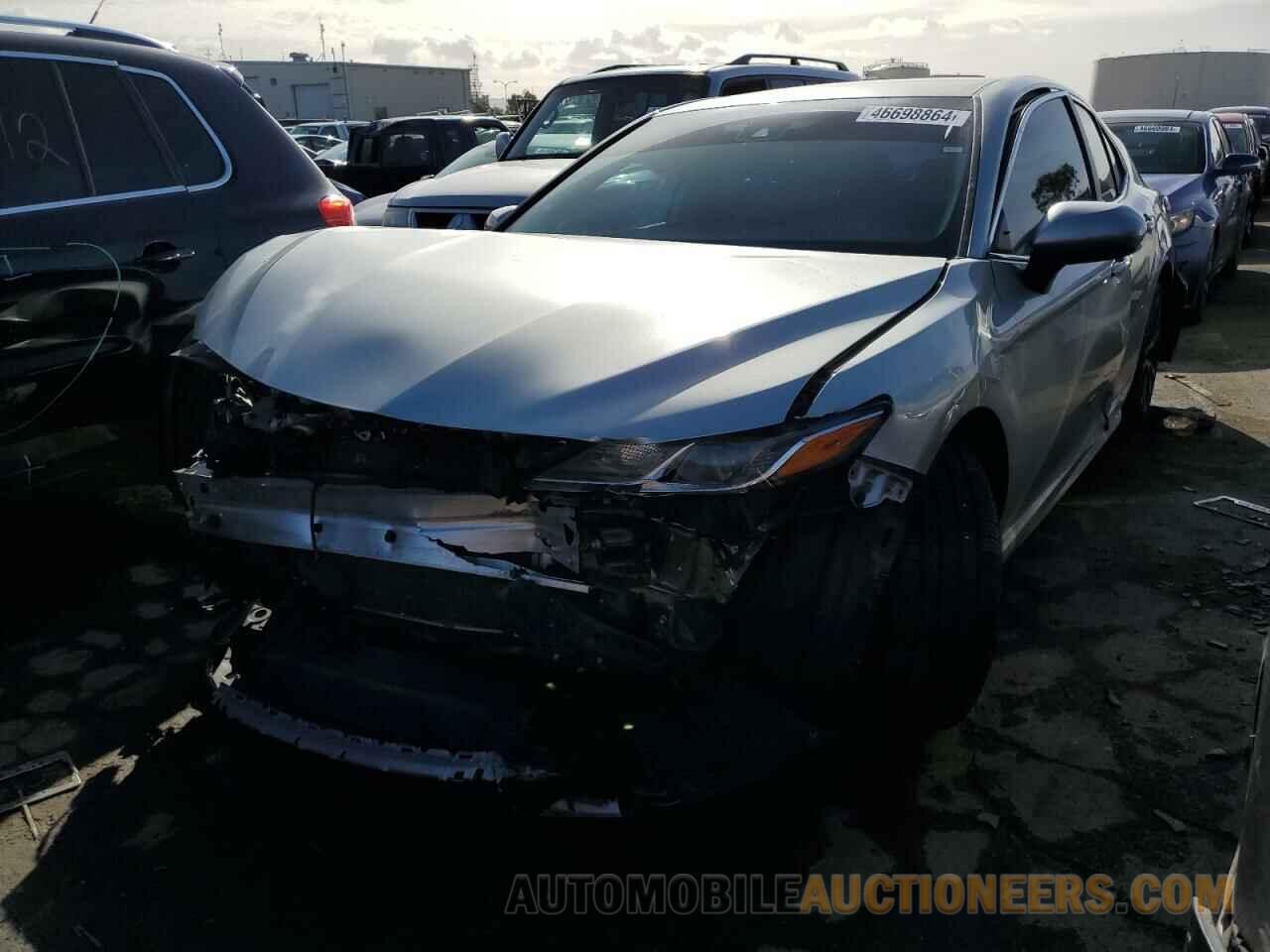 4T1B11HK4KU835303 TOYOTA CAMRY 2019