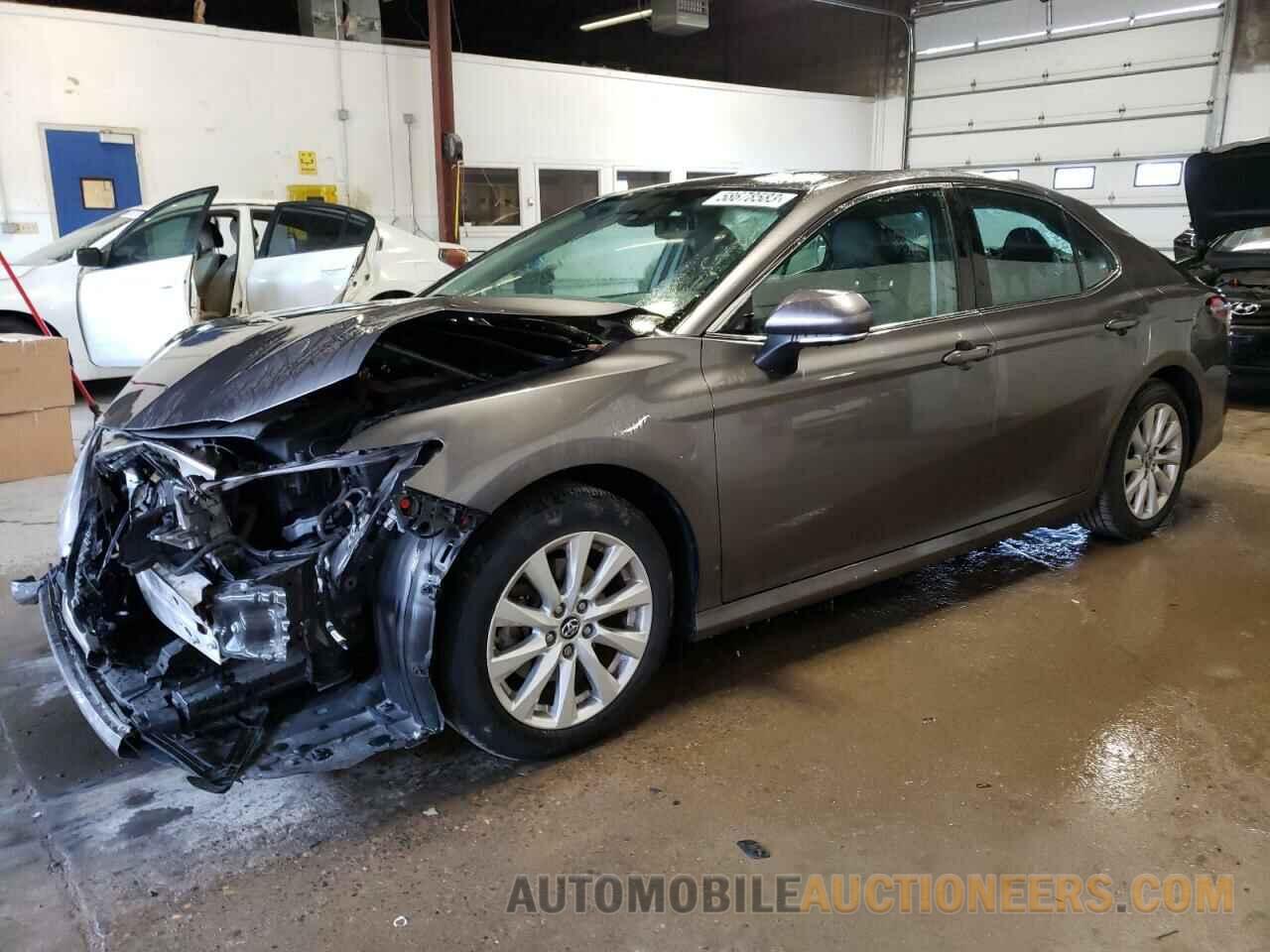 4T1B11HK4KU838072 TOYOTA CAMRY 2019