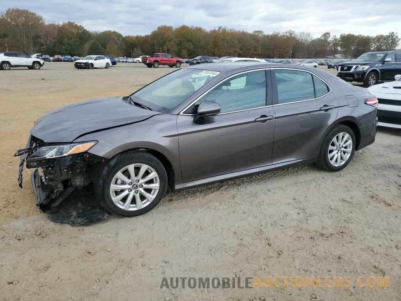 4T1B11HK4KU846575 TOYOTA CAMRY 2019