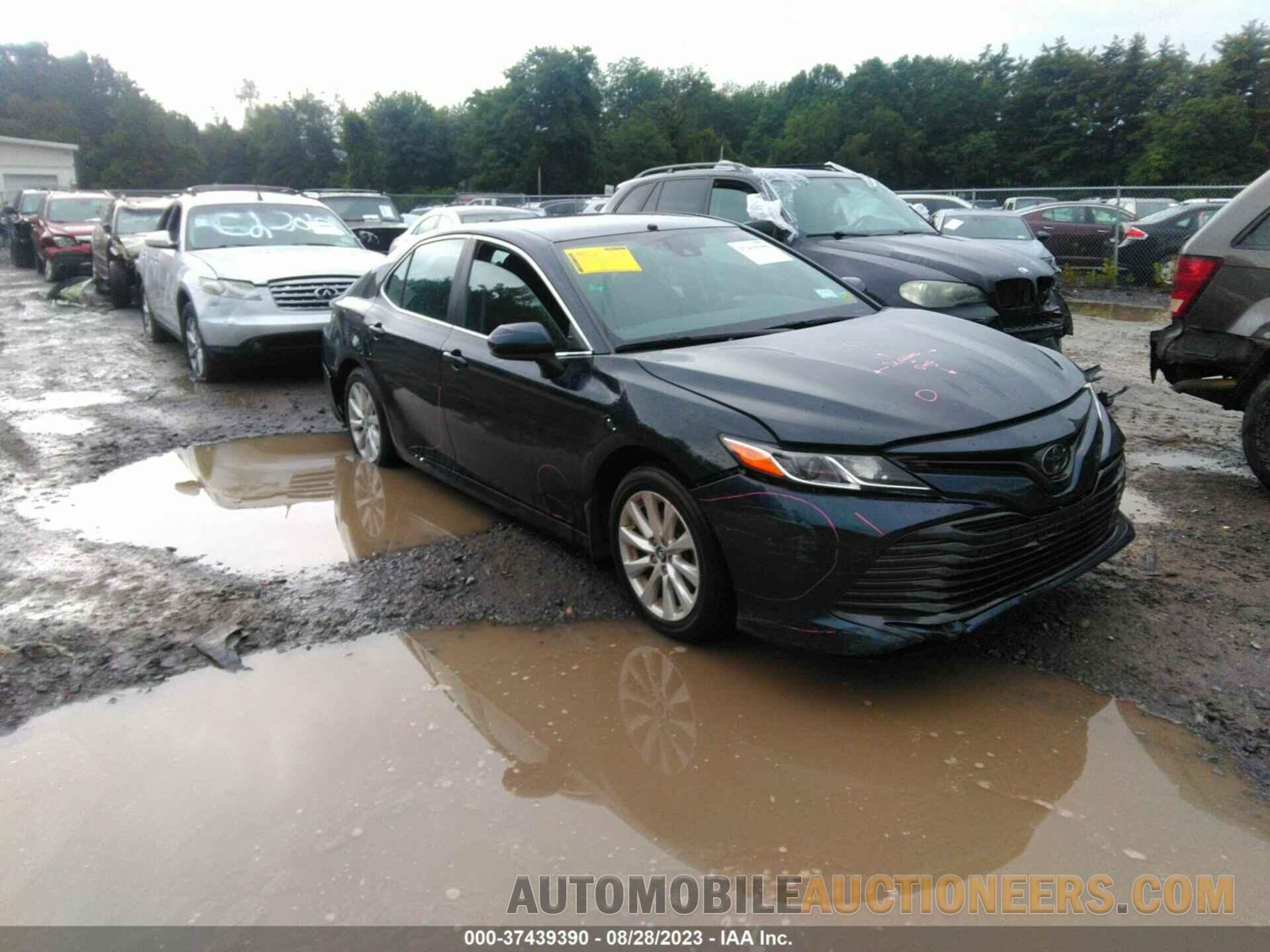 4T1B11HK4KU848424 TOYOTA CAMRY 2019