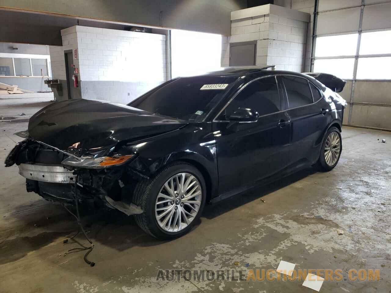 4T1B11HK5JU001930 TOYOTA CAMRY 2018