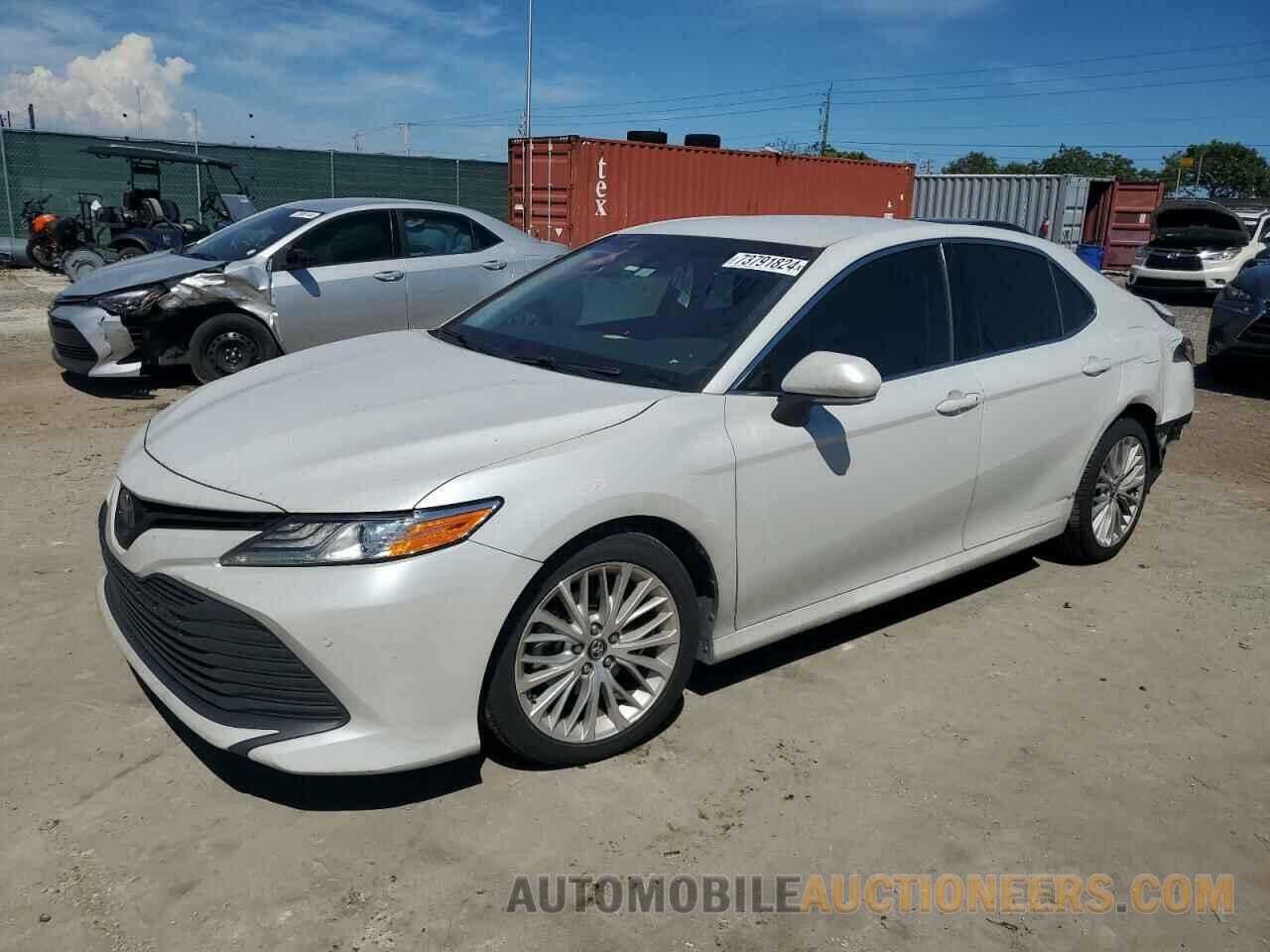 4T1B11HK5JU002723 TOYOTA CAMRY 2018