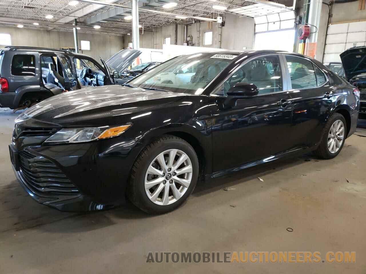 4T1B11HK5JU004648 TOYOTA CAMRY 2018