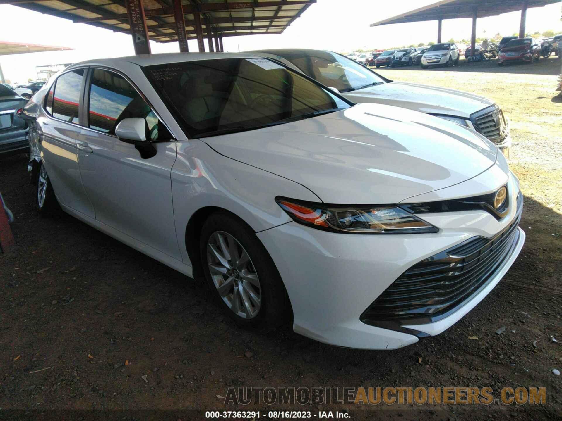 4T1B11HK5JU009980 TOYOTA CAMRY 2018