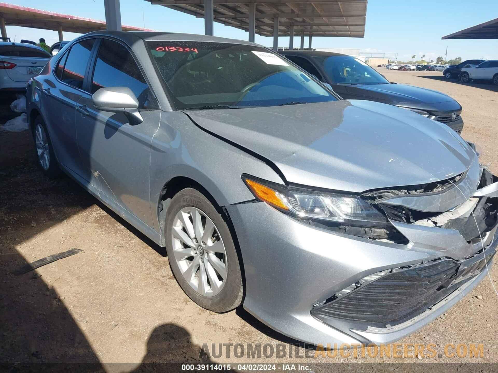 4T1B11HK5JU013334 TOYOTA CAMRY 2018